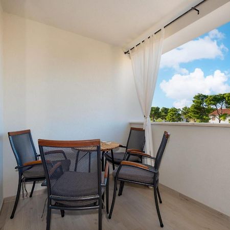 Apartment Apartman Mia Brodarica  Ngoại thất bức ảnh