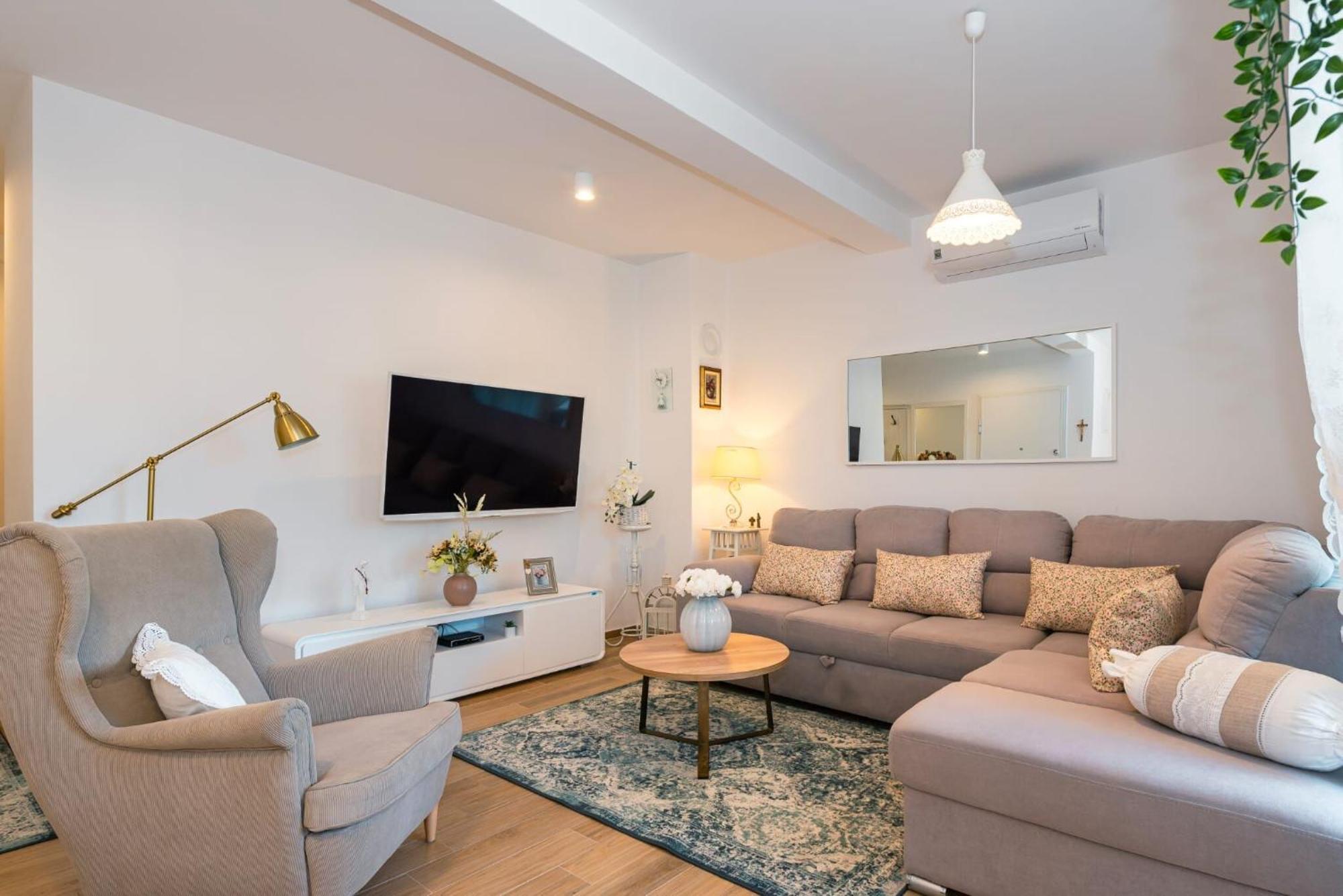 Apartment Apartman Mia Brodarica  Ngoại thất bức ảnh