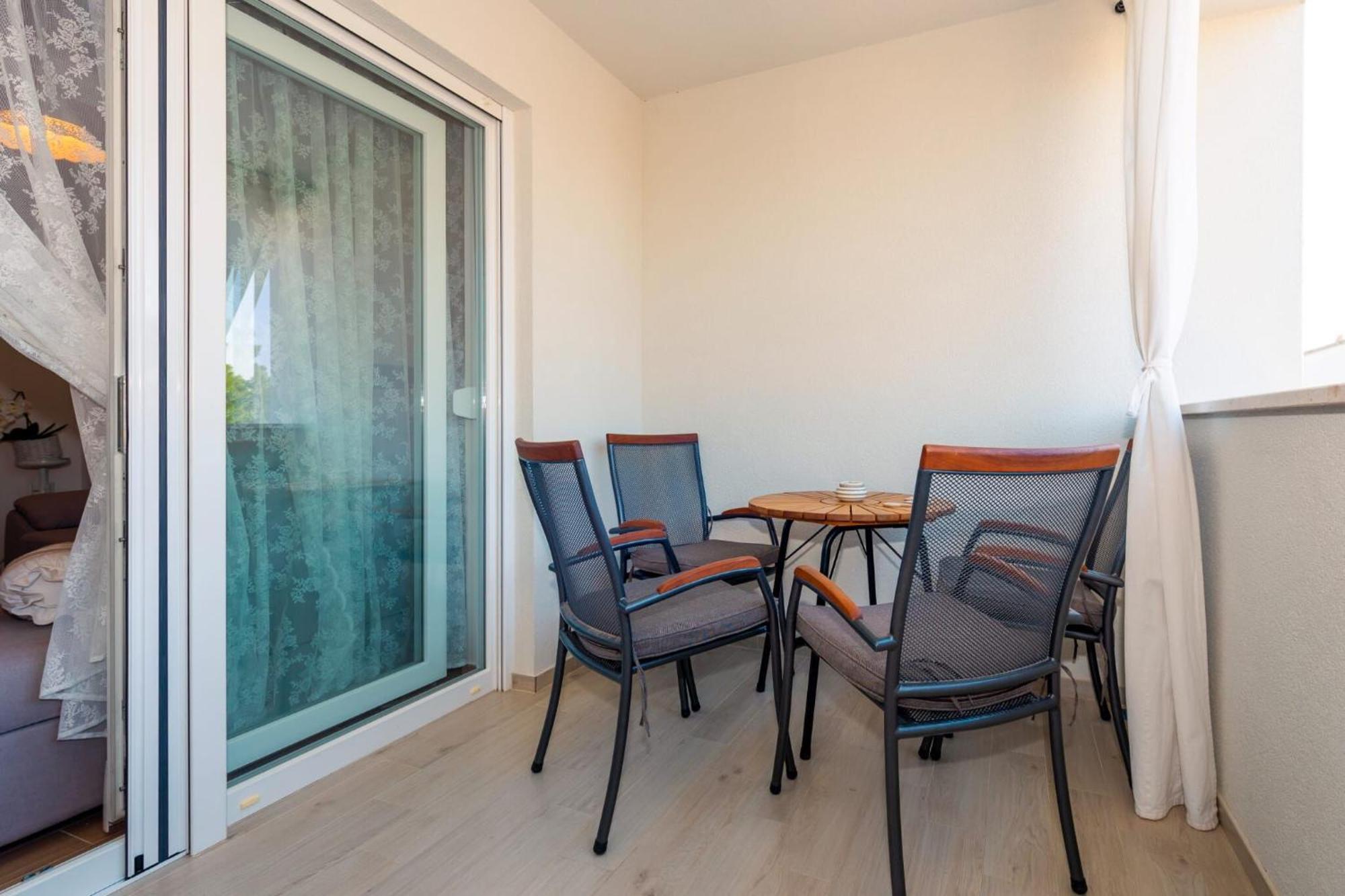 Apartment Apartman Mia Brodarica  Ngoại thất bức ảnh